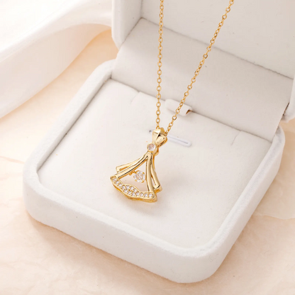 Premium Gold Plated Fan Necklace – Everyday Elegance