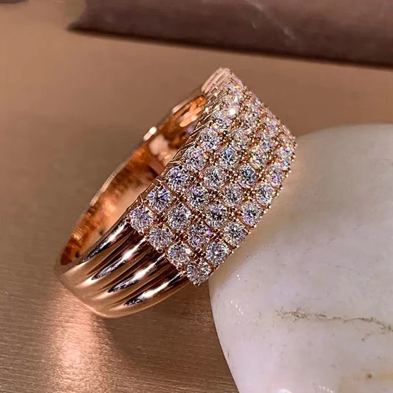 Elegant Inlaid Zircon Geometry Ring for Women | Shiny Gold & Silver Fashion Ring | Luxury Geometric Statement Jewelry